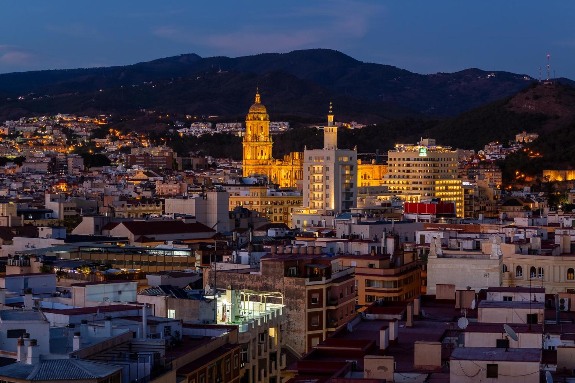 Apt Alameda De Colon Solo Familias Малага Екстер'єр фото